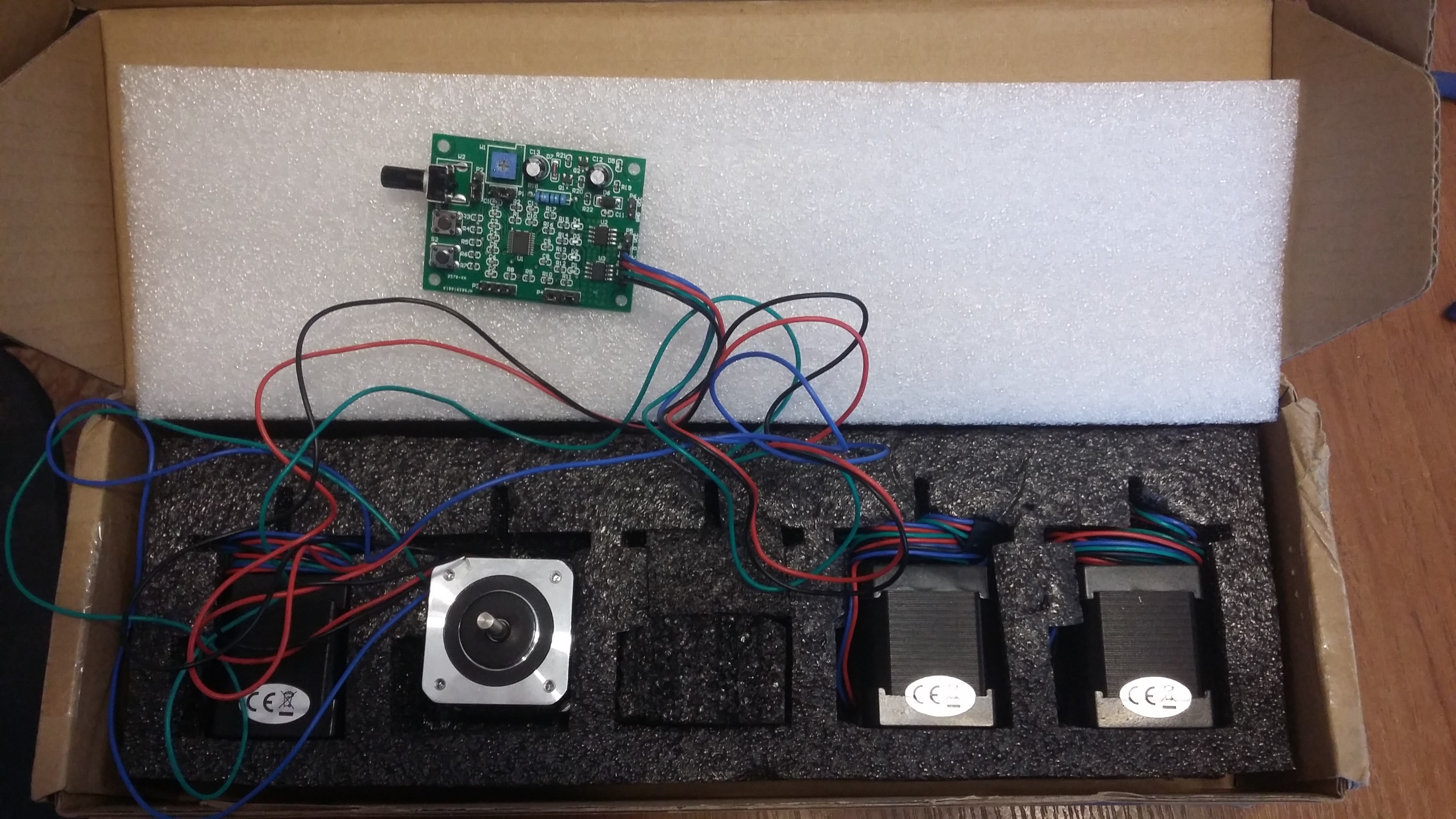 Nema шаговый двигатель 48 мм, плата управления