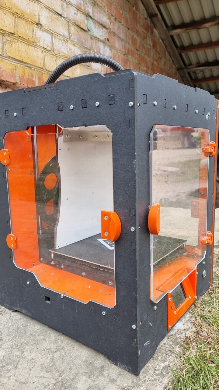 Продам в хорошие руки.