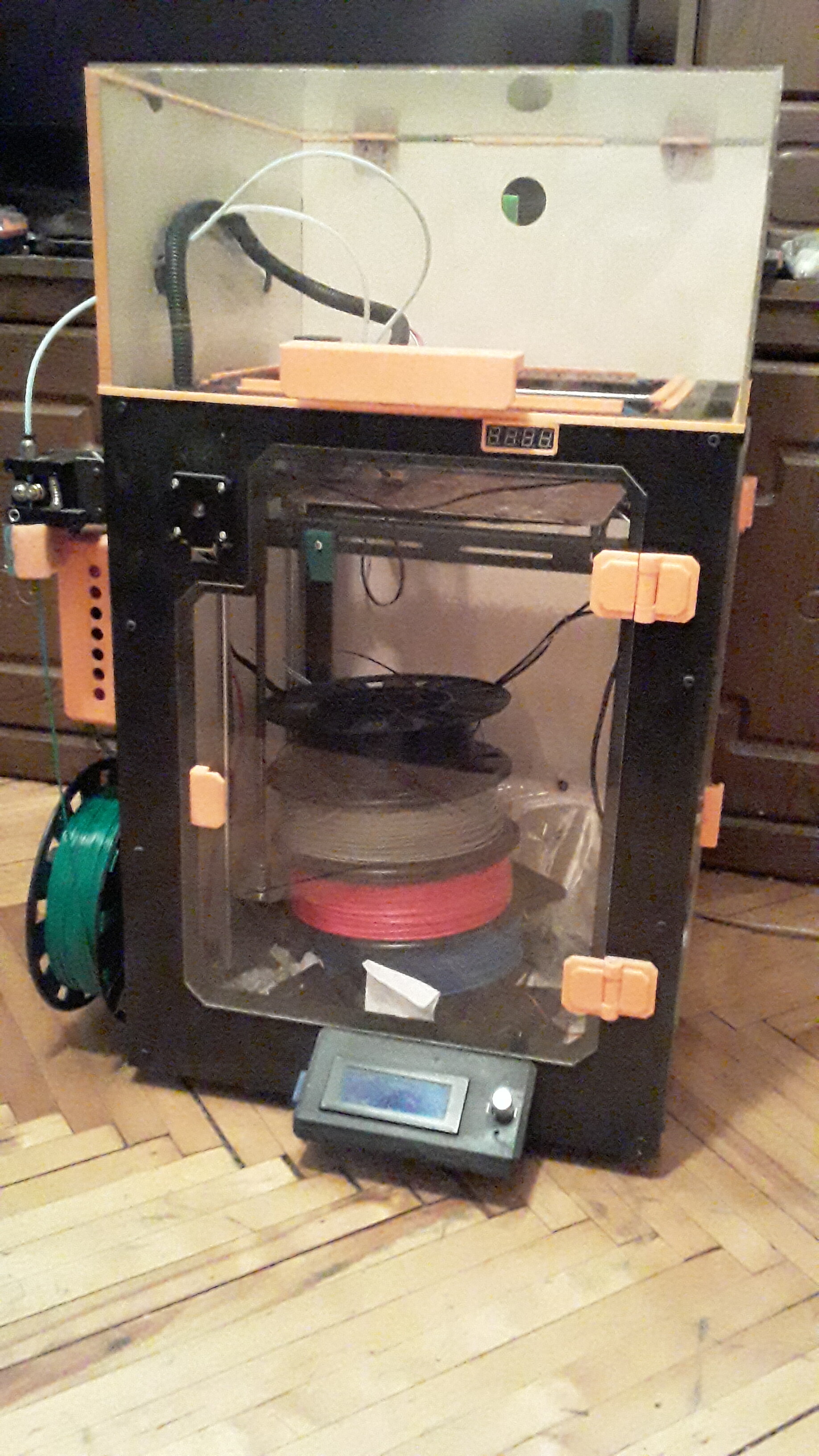 продажа закрытого корпуса