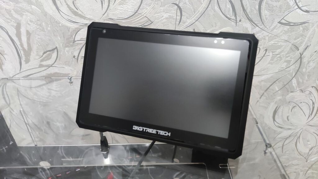 3D-принтер UNI в корпусе v.2 3D-принтер UNI в корпусе v.2