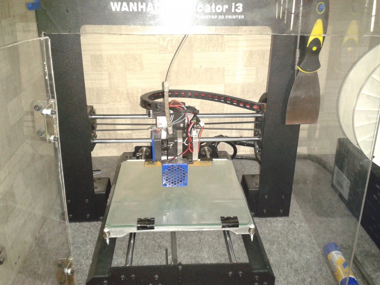 Продам wanhao i3 v.2.0