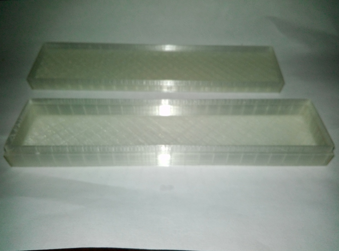 Çeşitli kalemler için kalem kutusu (Plastik Aparattır!!!)