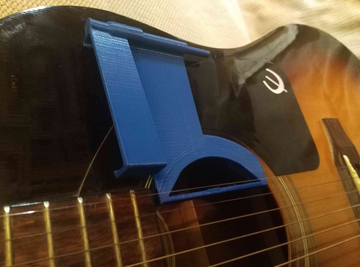 Gitar çalmak için telefon tutucusu (Plastik Aparattır!!!)