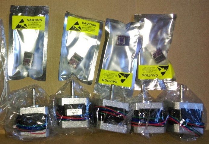 Шаговый двигатель Nema 17HS4401 и драйверы DRV8825