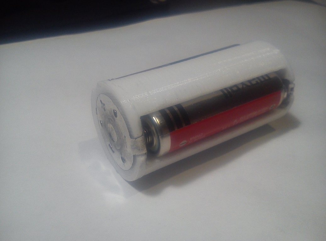 Seri olarak üç adet AA pil için konnektör (Plastik Aparattır!!!)