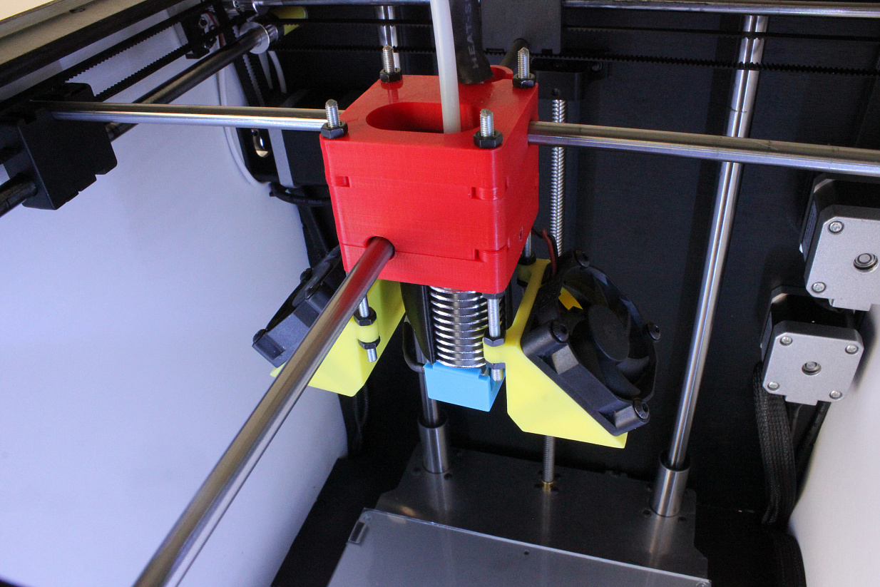 3D принтер, аналог Ultimaker