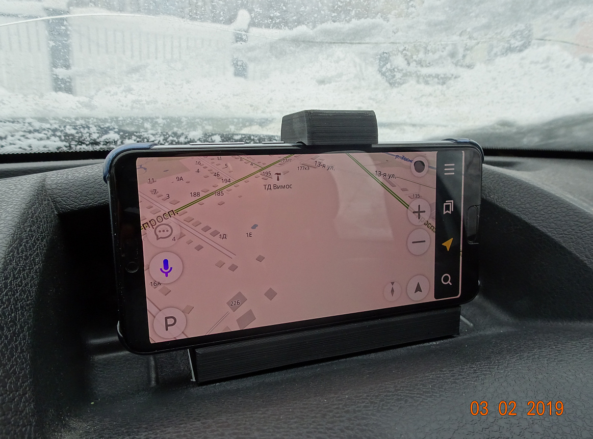 Renault Duster için akıllı telefon tutucusu (Plastik Aparattır!!!)