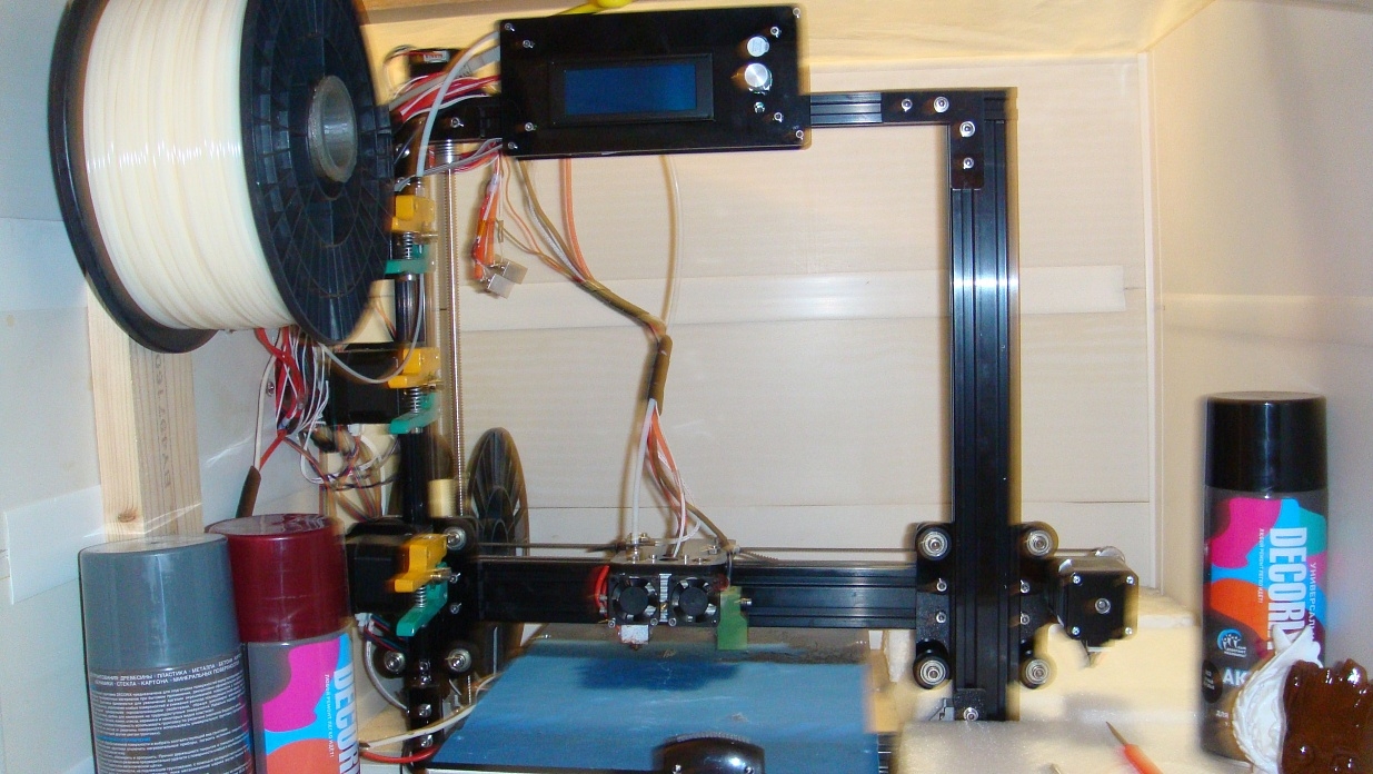 3D принтер HE3D Tricolor