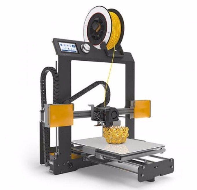 Продам BQ Prusa i3 Hephestos 2