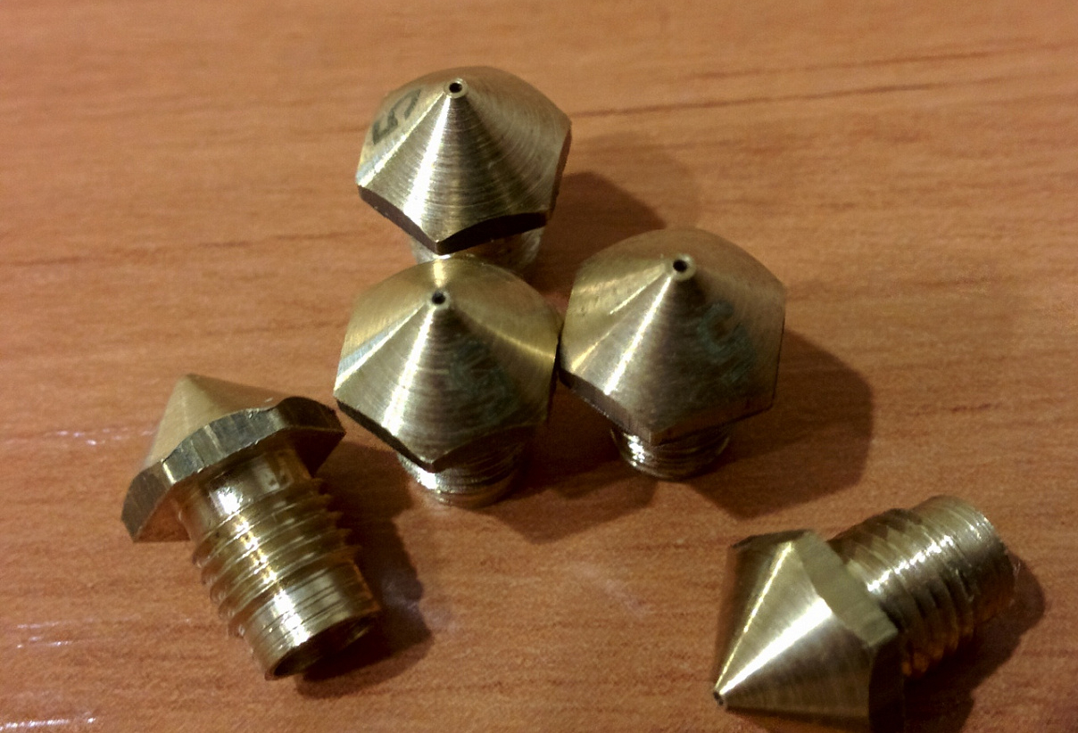 Сопла 0.5 mm 5 шт.Новые. 