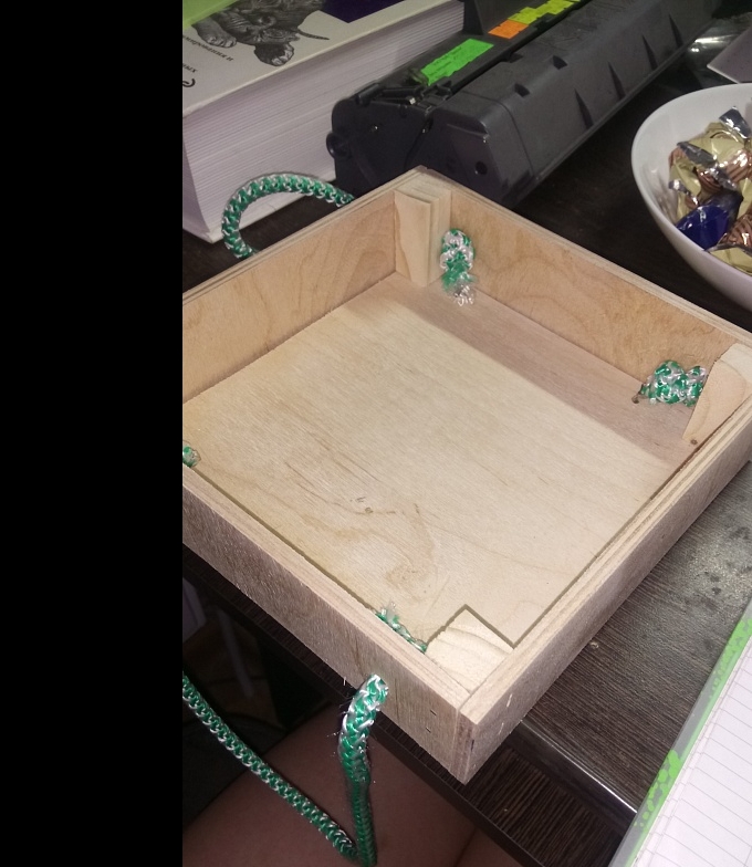 Необходима модель ящика по фото и параметрам в stl формата