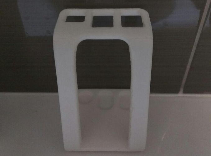 Diş fırçası tutucusu (Plastik Aparattır!!!)