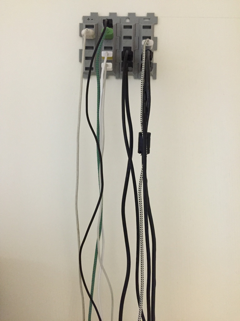 USB kablo tutucu (Plastik Aparattır!!!)