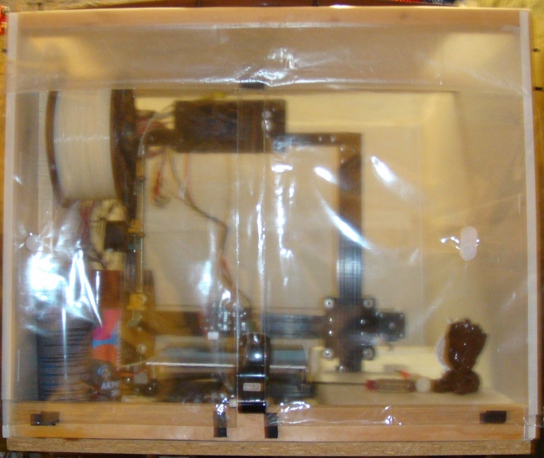 3D принтер HE3D Tricolor