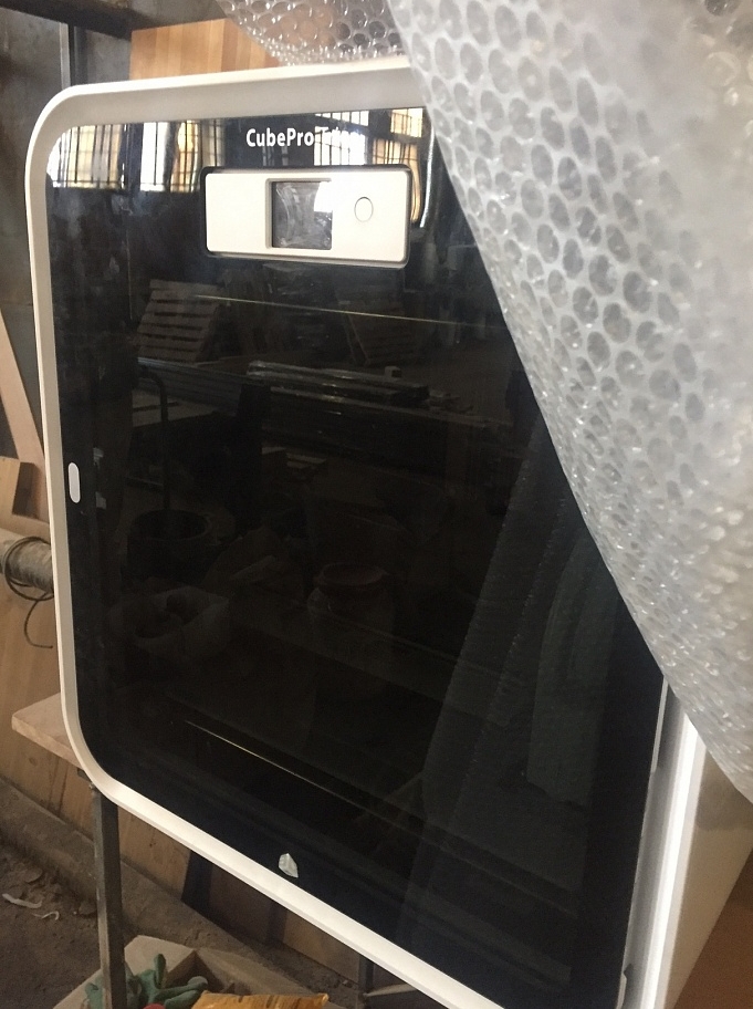 Продаю 3D принтер cubeProTrio