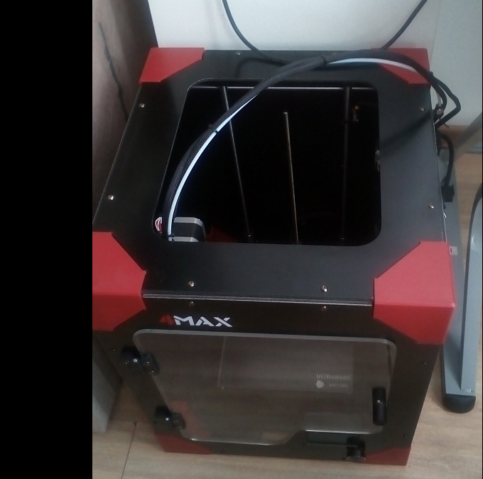 Продаю 3д принтер