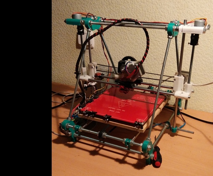 3д принтер RepRap Pursa i2 + катушка пластика