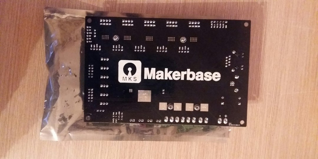 Продается новая плата MKS SBACE V1.3