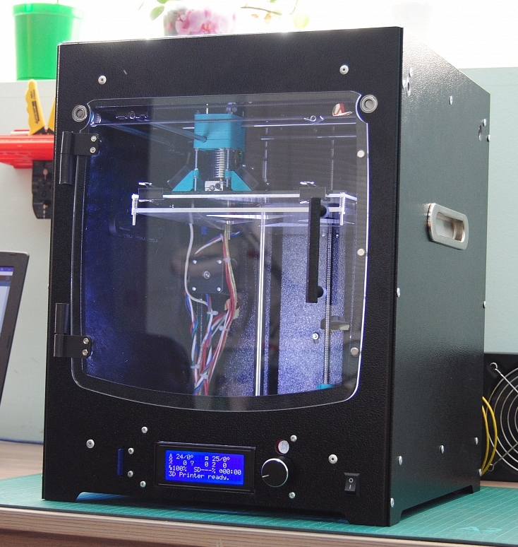 3D Принтер. Клон Ultimaker стальной корпус.