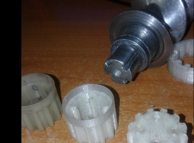 kıyma makinesi vidası için ek parça (Plastik Aparattır!!!)