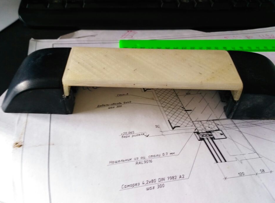 Suzuki grand vitara bagaj kapısı kolu (Plastik Aparattır!!!)