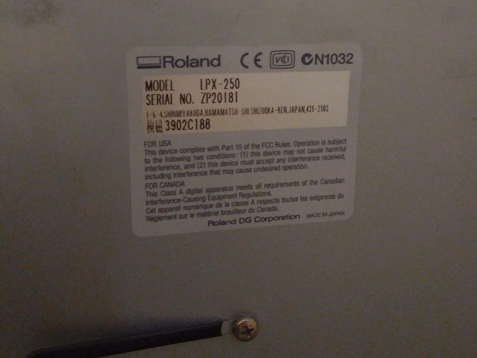 Продам сканер японский Roland LPX-250