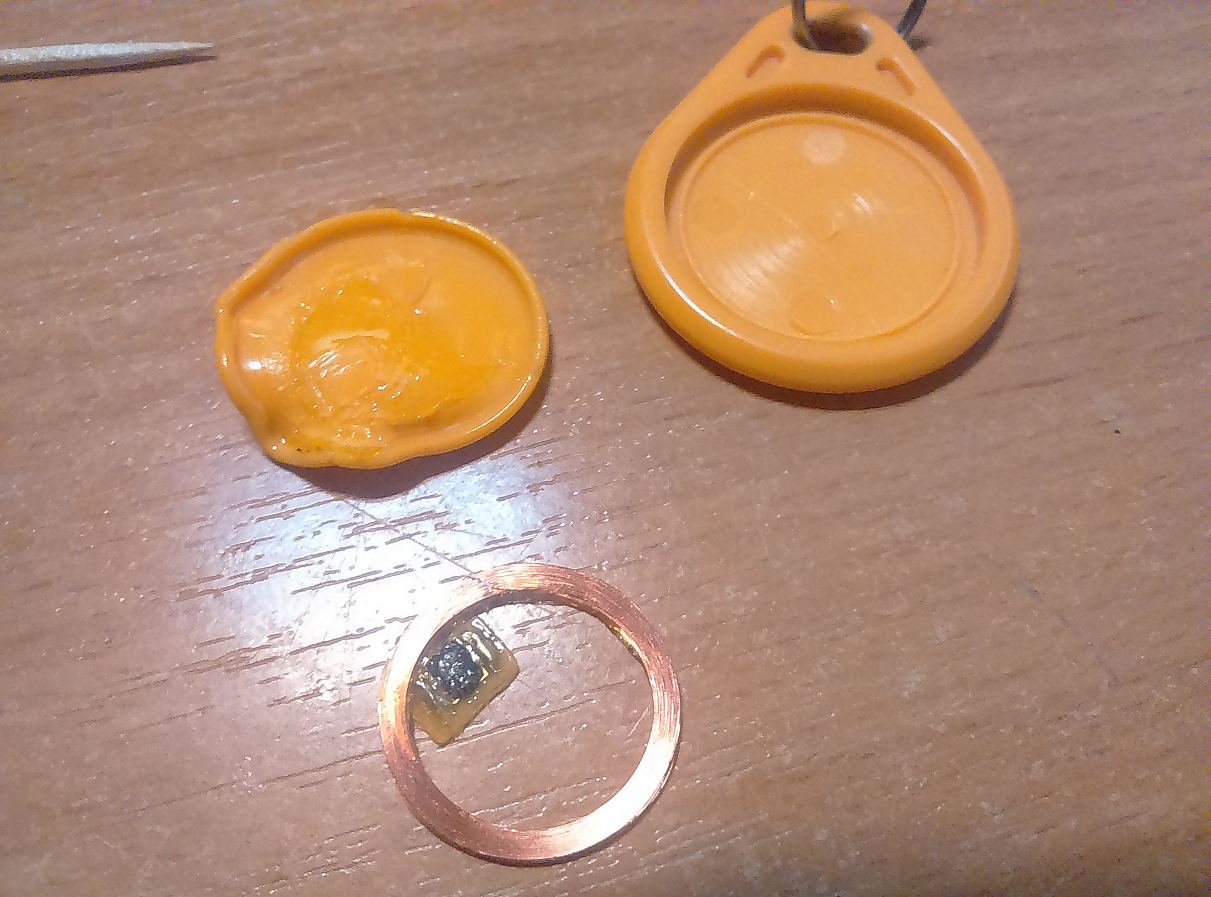 RFID interkom etiketli kapı kilidi anahtarı kafası. (Plastik Aparattır!!!)