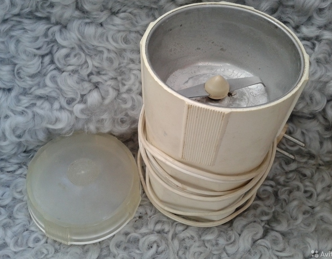 Крышка кофемолки