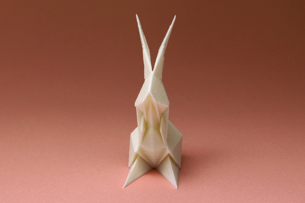 Origami tarzında tavşan (Plastik Aparattır!!!)