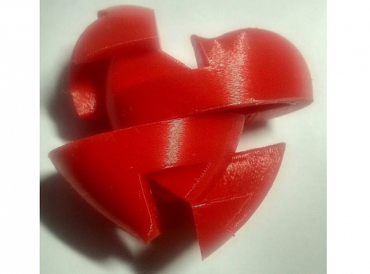 sürpriz ile kalp bulmaca (Plastik Aparattır!!!) sürpriz ile kalp bulmaca (Plastik Aparattır!!!)
