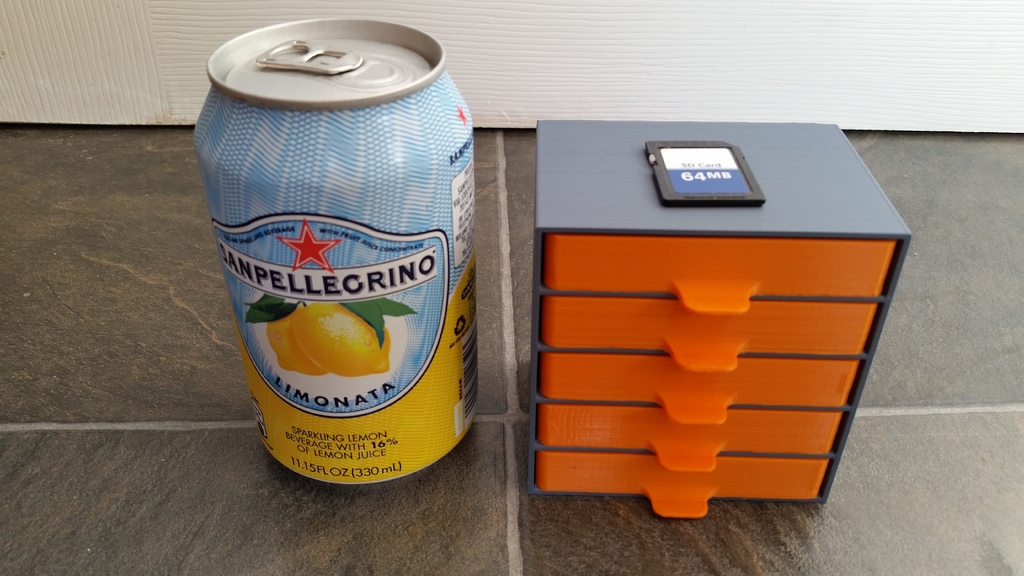 Küçük eşyalar için organizatör (Plastik Aparattır!!!) Küçük eşyalar için organizatör (Plastik Aparattır!!!)