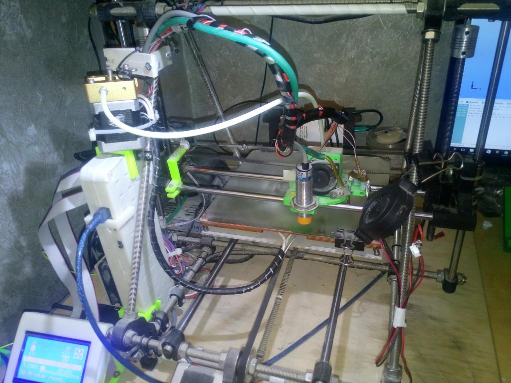 Продам 3d принтер Prusa Mendel i2.