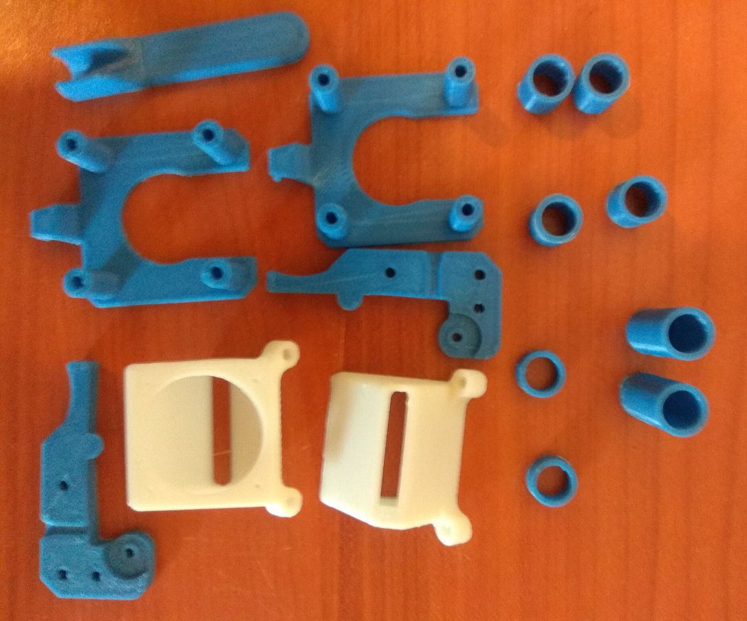 Продам комплект печатных деталей для Ultimaker ( по проекту plastmaska)