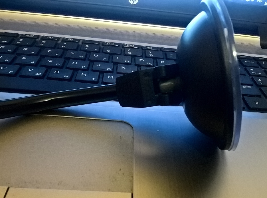 Araçtaki telefon tutucusu için vantuz (Plastik Aparattır!!!)