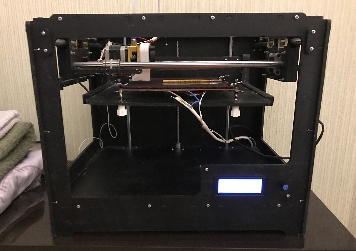 Продам хобби (самосбор replicator 2 + миллион мелочей)