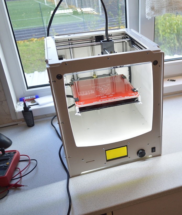 Продам алюминиевый стол для самодельного Ultimaker'a Продам алюминиевый стол для самодельного Ultimaker'a