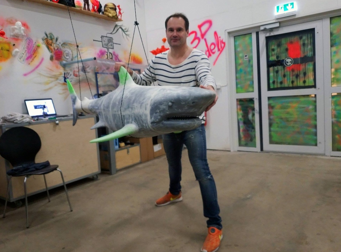 1:1 beyaz köpekbalığı (Plastik Aparattır!!!)