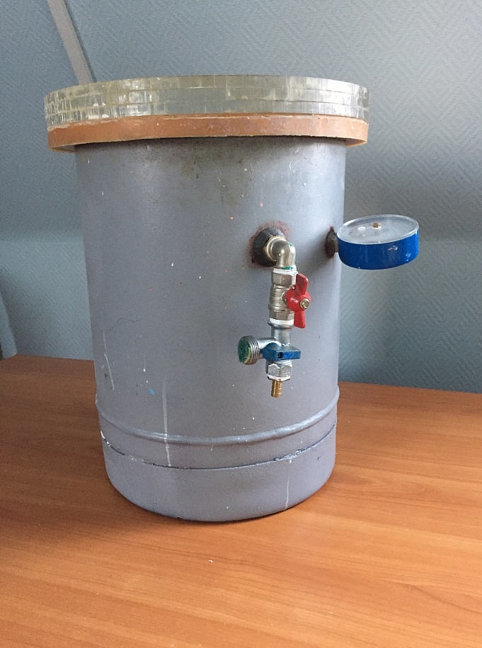 Продаю оборудование для вакуумного литья в силиконовые формы