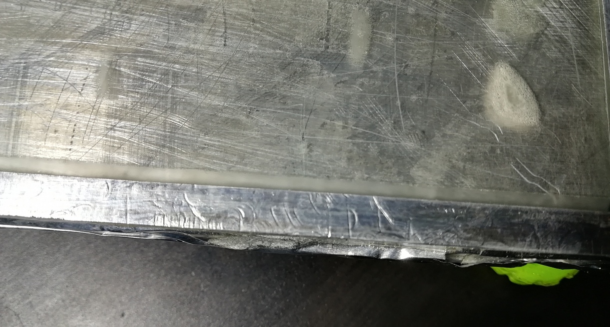 Продам алюминиевый стол (Heatbed) допиленный напильником