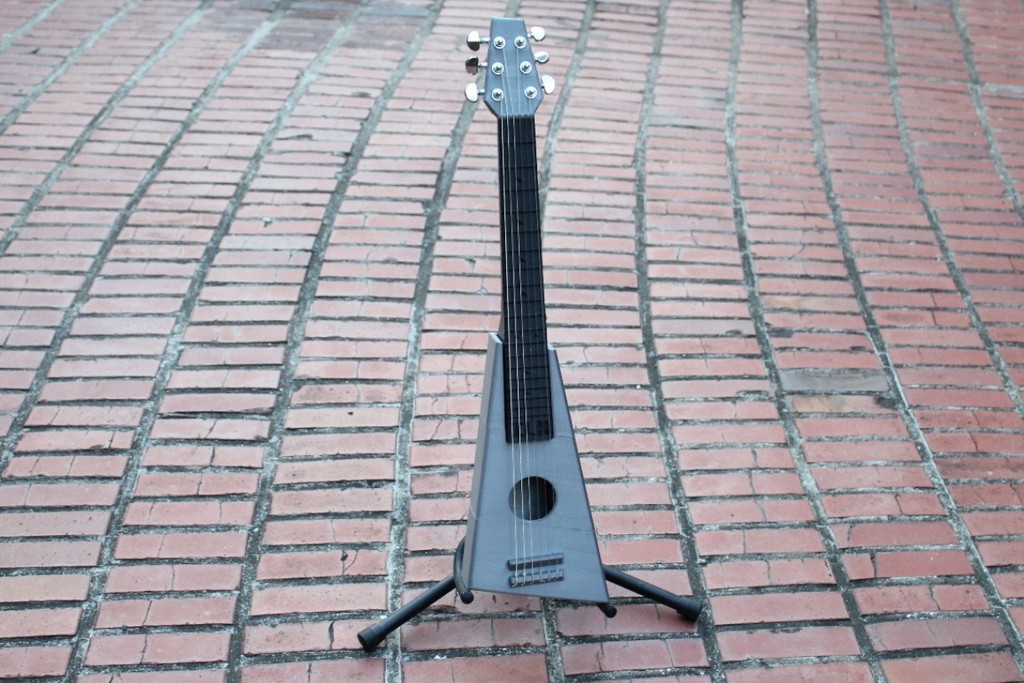 Gitar (Plastik Aparattır!!!)