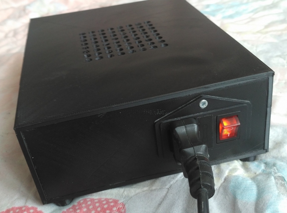 Güç kaynağının değiştirilmesi (Plastik Aparattır!!!)