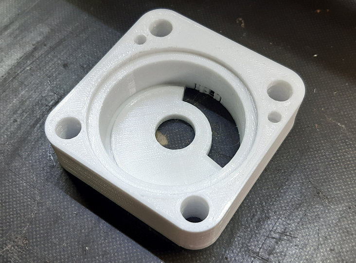 Pompa gövdesi PLM Yamaha/Hidea 9.9-15 (Plastik Aparattır!!!)