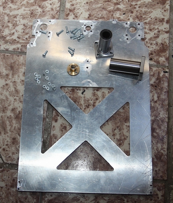 Алюминиевое основание для стола Ultimaker  Алюминиевое основание для стола Ultimaker