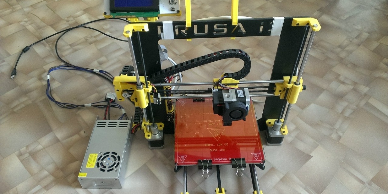 Продаю Prusa i3 Hephestos