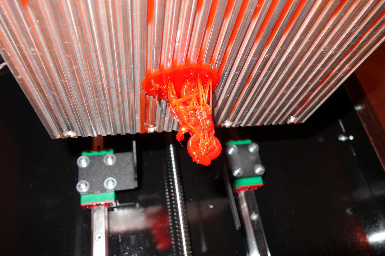 Фотополимерный проекторный DLP 3D принтер