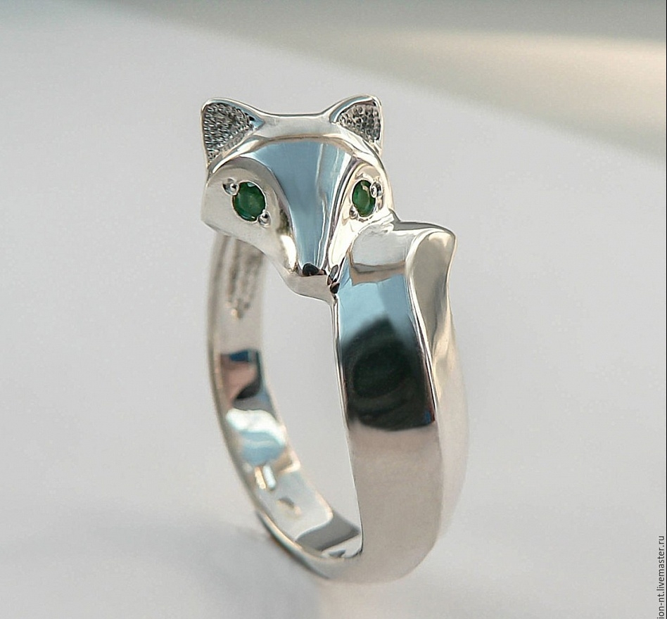 Моделирование простого кольца с собачкой! 