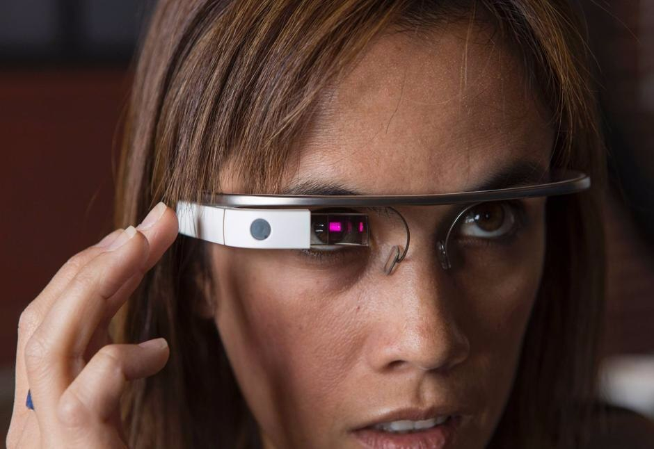 Нужна 3д-модель футуристической налобной гарнитуры