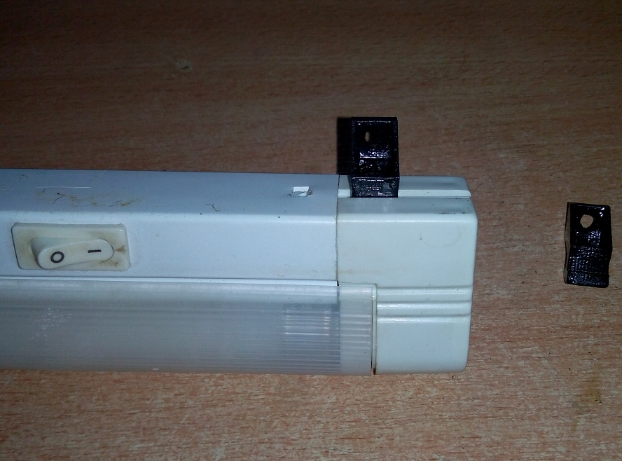 Floresan lambanın montajı (Plastik Aparattır!!!)