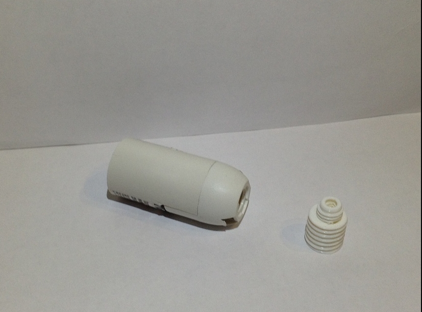 tBulb S'yi E14 soketiyle değiştirmek için adaptör (Plastik Aparattır!!!)