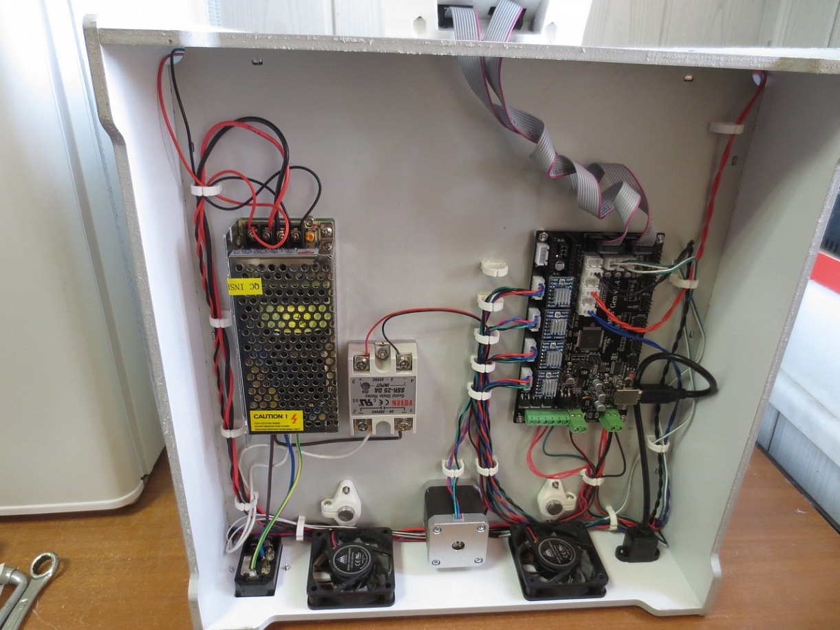 3D принтер на рельсах FastMaker